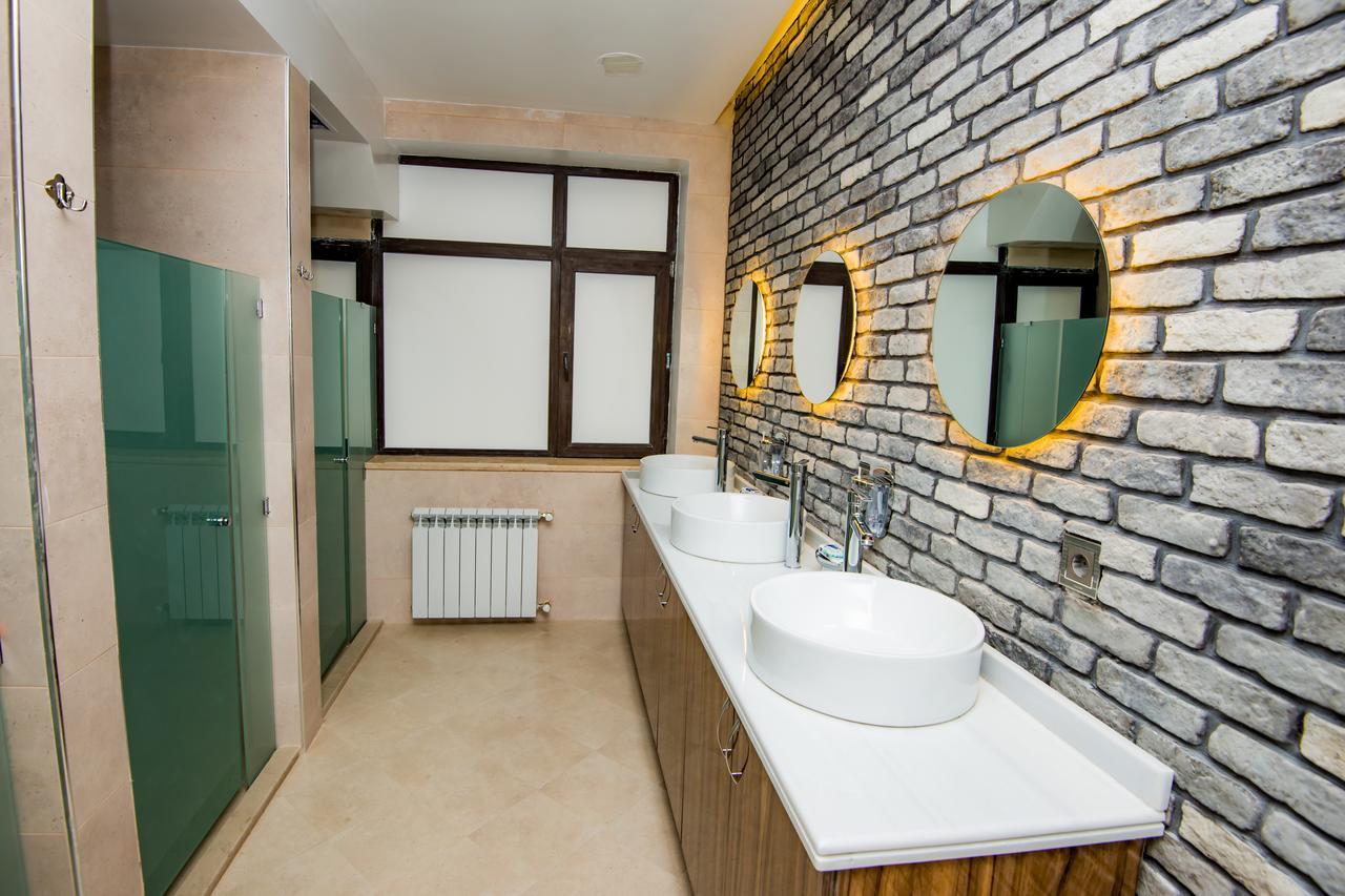 Feyu Hostel Baku Exterior photo